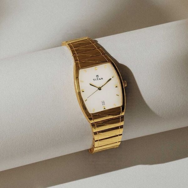 Titan Quartz Analog with Date White Dial Stainless Steel Strap Watch for Men