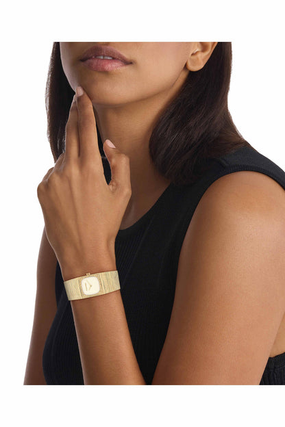 Sophisticated Square Women Quartz Champagne Dial Analog Stainless Steel Watch 25100178