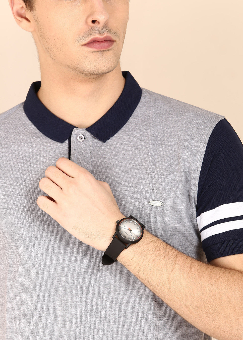 EMPORIO ARMANI Luigi Analog Watch  - For Men AR11176