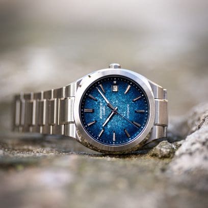 Casio Edifice EFK-200D-2ADR detail view